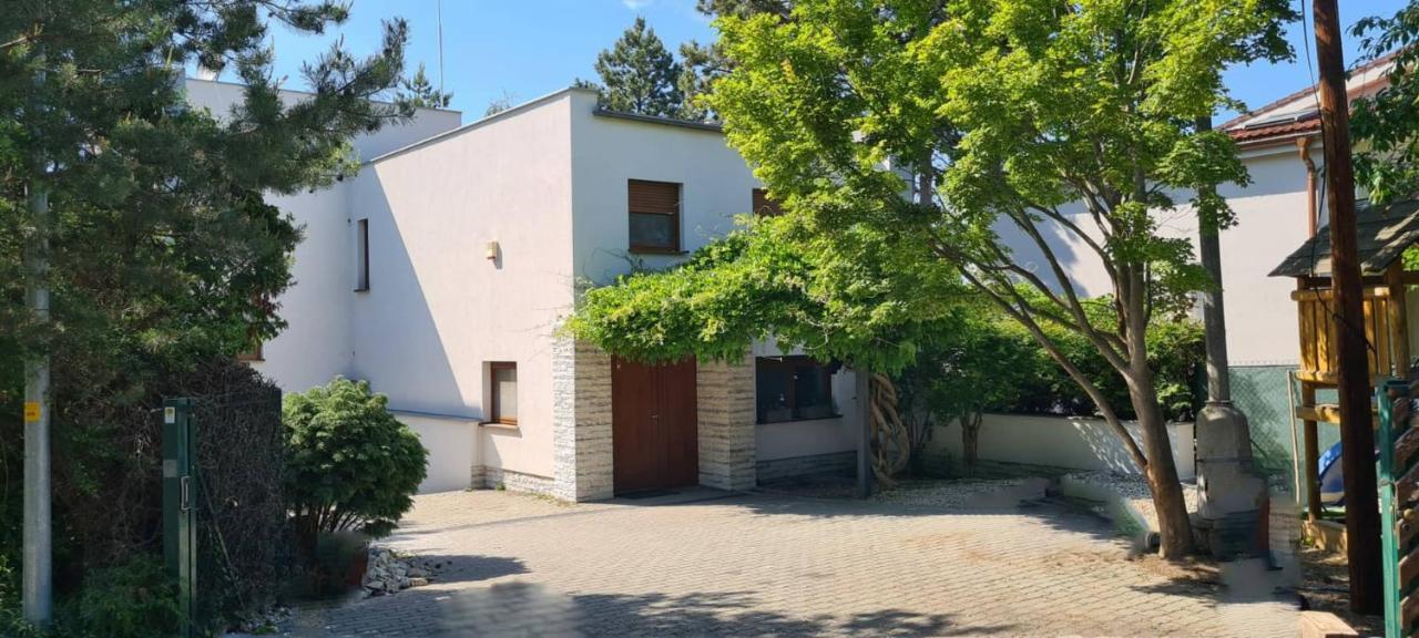 Topsenec-Lakeside Home Exterior photo